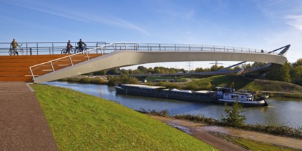 The bridge jump over the Emscher with barge on the Rhine-Herne Canal, Emscherland, Castrop-Rauxel,