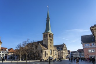 St Nicolai's Church and the Wedding House in Hamelin, Lower Saxony, Germany, Europe