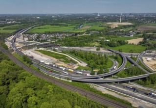 Duisburg, North Rhine-Westphalia, Germany, Kaiserberg motorway junction. The busy area with the A40