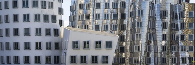 Gehry buildings, Media Harbour, Neuer Zollhof, Düsseldorf, North Rhine-Westphalia, Germany, Europe