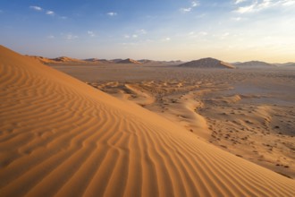 Sand dunes in the Rub Al Khali desert, the world's largest sand desert, Empty Quarter, Oman, Asia