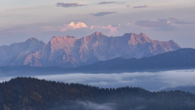 Sunset on the Loferer Steinberge, Tyrol, Austria, Europe