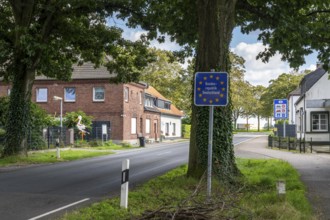 Green border, border crossing without controls, north of Straelen near Arcen NL, from the