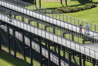 The Nordsternpark, former site of the Nordstern colliery, steel footbridges, connecting bridges,