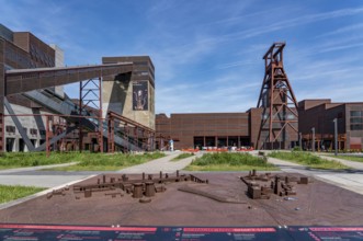 Zollverein Coal Mine Industrial Complex World Heritage Site, double headframe of shaft XII, terrain