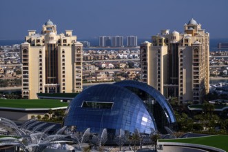 Monorail, Nakheel Mall Station, Traffic, Dubai, The Palm Jumeirah, United Arab Emirates, VAR, Asia