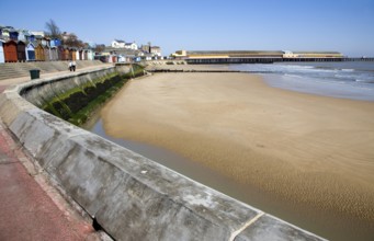 Seafront beach and pier at Walton on the Naze, Essex, England, United Kingdom, Europe