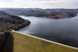 Dam of the Granetal dam. The dam has a capacity of 46.4 million cubic metres of water, Langelsheim,