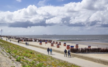 Beach promenade in the Döse district, North Sea spa town of Cuxhaven, North Sea coast, Elbe, Elbe