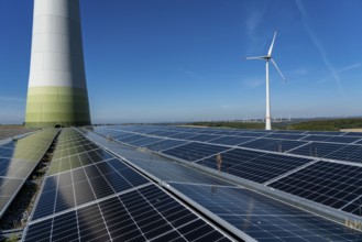 Wind farm near Bad Wünneberg, solar plant, Ostwestfalen Lippe, North Rhine-Westphalia, Germany,