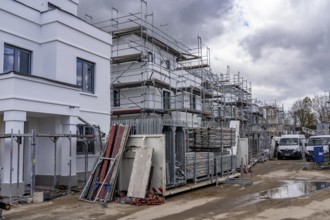 New development district, around 140 detached and semi-detached villas being built in the south of