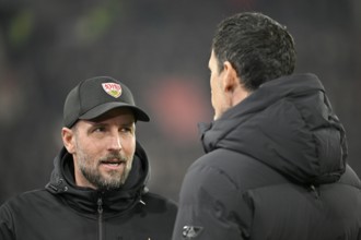 Coach Sebastian Hoeneß VfB Stuttgart in conversation with Coach Dino Toppmöller, Portrait,