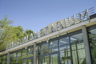 Zeiss Planetarium am Insulaner, Munsterdamm, Schöneberg, Tempelhof-Schöneberg, Berlin, Germany,