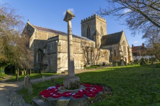 War memorial in churchyard, church of Saint Peter and Paul, Wantage, Oxfordshire, England, UK