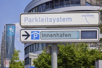 Sign for the Duisburg parking guidance system and multi-storey car park at the inner harbour