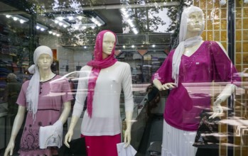 Mannequins with headscarves in a boutique in Tehran, 17.05.2016