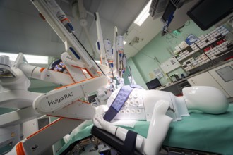 Operating theatre robot HUGO, Dresden, Saxony, Germany, Europe