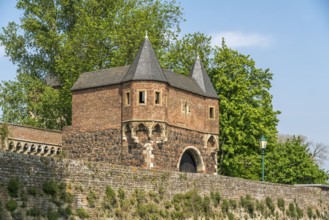 South gate and town wall in the town of Zons, Dormagen, Lower Rhine, North Rhine-Westphalia,