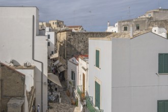 Alley in the old town centre, Otranto, Apulia, Southern Italy, Italy, Europe