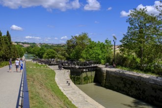 Fonseranes lock stairs, Échelle d'Écluses de Fonseranes, Neuf Ecluses, Canal du Midi, Beziers,