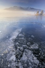 Frozen lake, ice, icy, morning light, fog, winter, mountains, Loisach-Lake Kochel moor, view of