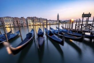 Venetian gondolas, boat dock at the customs office on the Grand Canal, Gondola Traghetto Dogana,