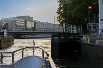 Bow of a motor vessel in the Mühlendamm lock, Berlin, Germany, Europe