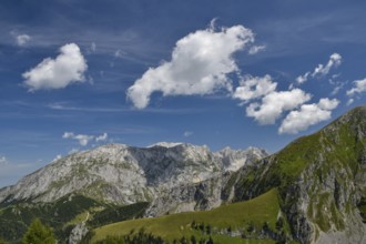 View of the Carl-von-Stahl-Haus on Torrener Joch in Berchtesgaden National Park, above it the