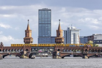 Oberbaum Bridge with underground, connection between the districts of Kreuzberg and Friedrichshain