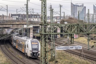 Railway line shortly in front of Düsseldorf main station, seen from the north, RRX,