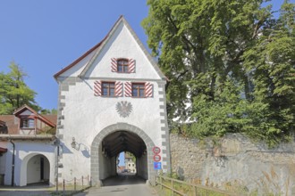 Historic Zwiefalter Tor with coat of arms, town gate, Riedlingen, Upper Swabia, Swabia,