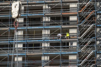 Construction site, at the Cologne Trade Fair Centre, new construction of a high-rise office