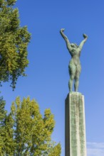 Girl with raised hands, Hermann Haller, statue, monument, Landiewiese, Zurich, Switzerland, Europe