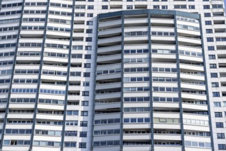 Columbus Centre residential tower blocks, over 550 flats, in Bremerhaven, Bremen, Germany, Europe