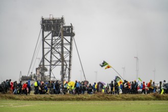 Demonstration against the demolition of the lignite village of Lützerath, from the village of