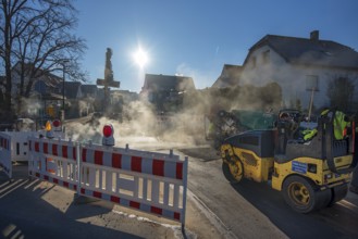 Tarring work at a road junction, Eckental, Middle Franconia, Bavaria, Germany, Europe