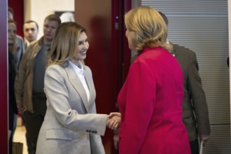 Bundestag President Bärbel Bas, SPD, MdB, receives the woman of the Ukrainian President, Mrs Olena