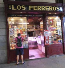 Los Ferreros delicatessen shop, Calle Ciudad Rodrigo, Madrid city centre, Spain, Europe