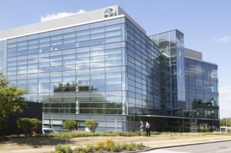 Bayer plc pharmaceutical company headquarters building, Green Park Business Park, Reading,