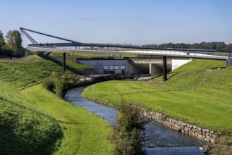 New bridge over the Rhine-Herne Canal and the Emscher, leap over the Emscher, bicycle and