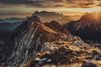 Trail running on the Grubigstein in the Tiroler Zugspitzarena in Tyrol in the Alps in Austria