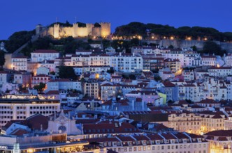 Night shot, view from the Miradouro de São Pedro de Alcântara viewpoint to Castelo de São Jorge,