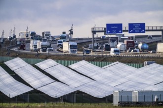 20 MWp ground-mounted photovoltaic system, from RWE, with over 36600 solar modules, in a 200 metre