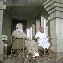 Mahatma Gandhi with Rabindranath Tagore, Santiniketan, West Bengal, India, Asia, February 18, 1940,