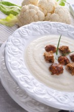 Cauliflower cream soup