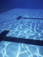 Stainless Steel Swimming Pool, Underwater View