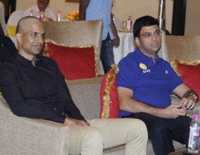 Indian badminton national coach P Gopichand chess Grandmaster Viswanathan Anand felicitation