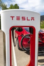 Poncha Springs, Colorado, A Tesla electric car charging station