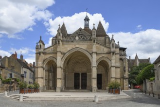 Basilica Collégiale Notre-Dame, Collegiate Church, Beaune, Côte-dOr Department,