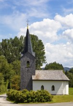 Chapel near the village of Koppl, Osterhorn Group, Flachgau, province of Salzburg, Austria, Europe